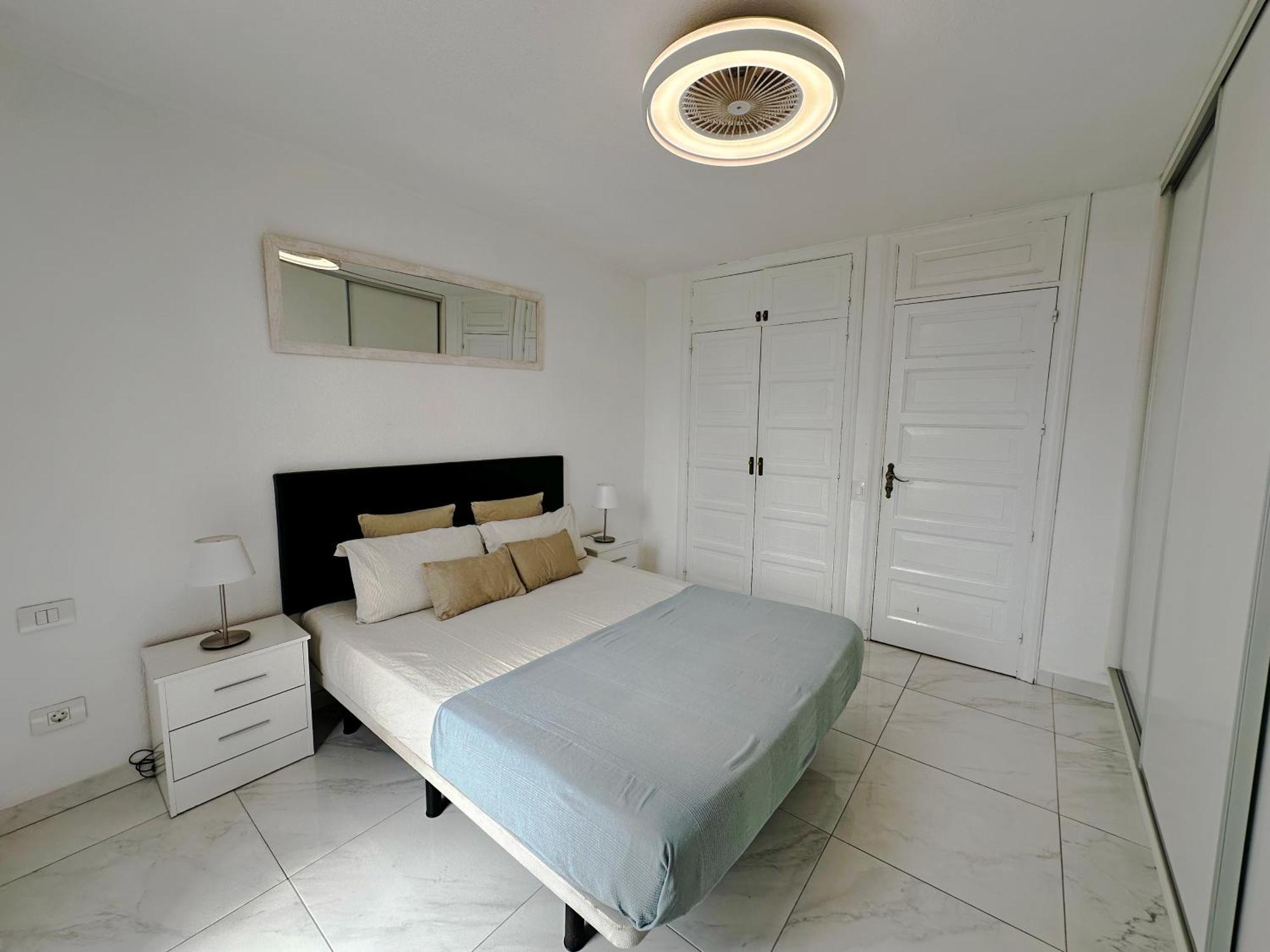 Classbnb - 3 Apartments 50M From The Las Americas Promenade Арона Экстерьер фото