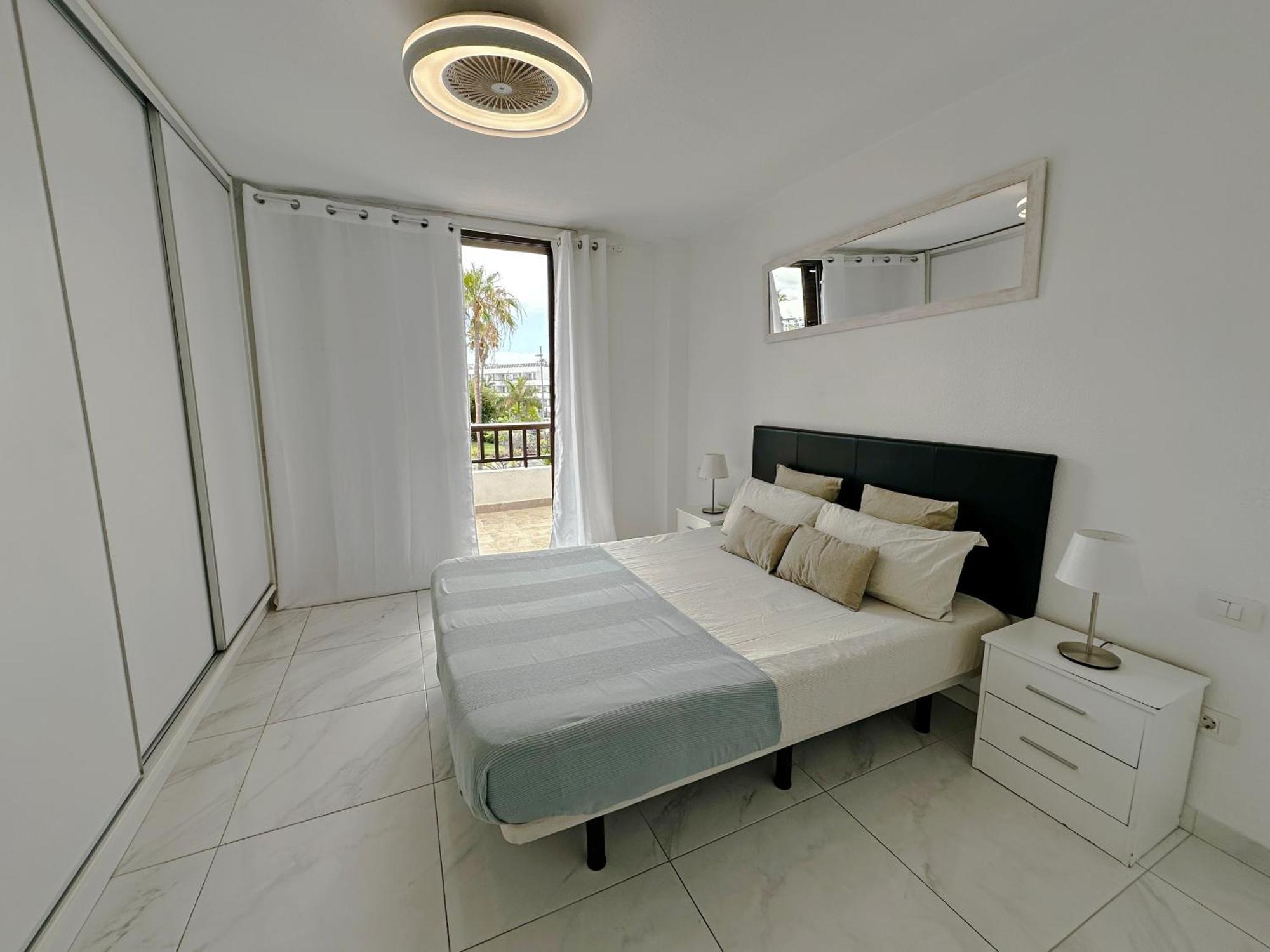 Classbnb - 3 Apartments 50M From The Las Americas Promenade Арона Экстерьер фото