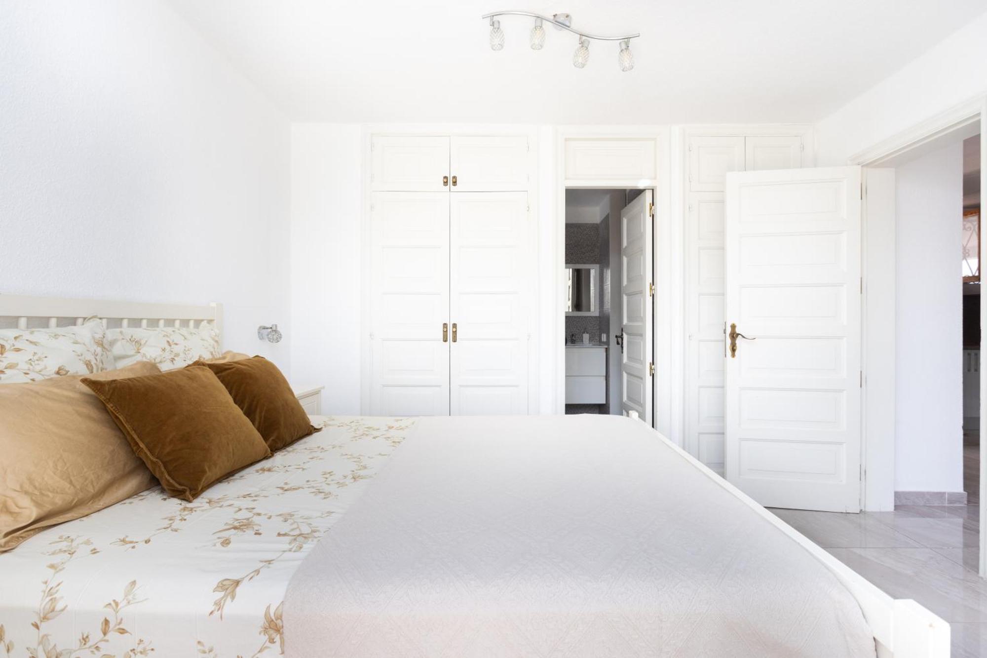 Classbnb - 3 Apartments 50M From The Las Americas Promenade Арона Экстерьер фото