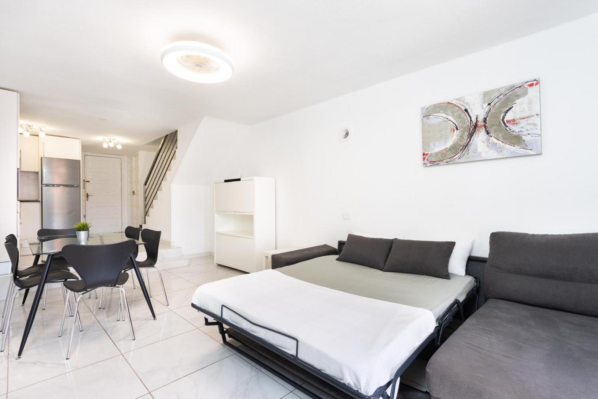 Classbnb - 3 Apartments 50M From The Las Americas Promenade Арона Экстерьер фото